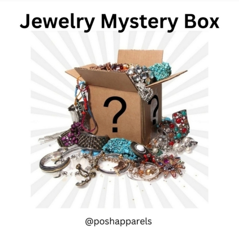 NWT & NWOT 10 pcs Jewelry Mystery Box